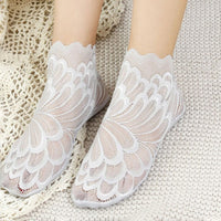 Atmungsaktive Spitzensocken