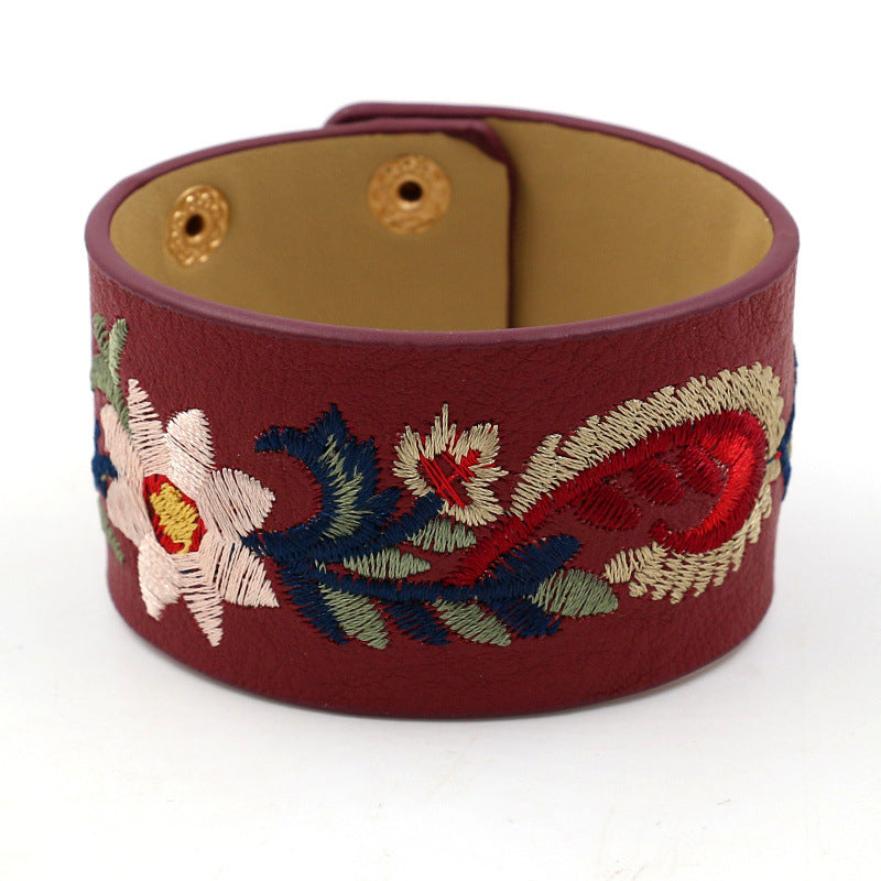 Vintage Böhmisches Blumenarmband
