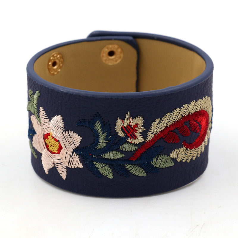 Vintage Böhmisches Blumenarmband