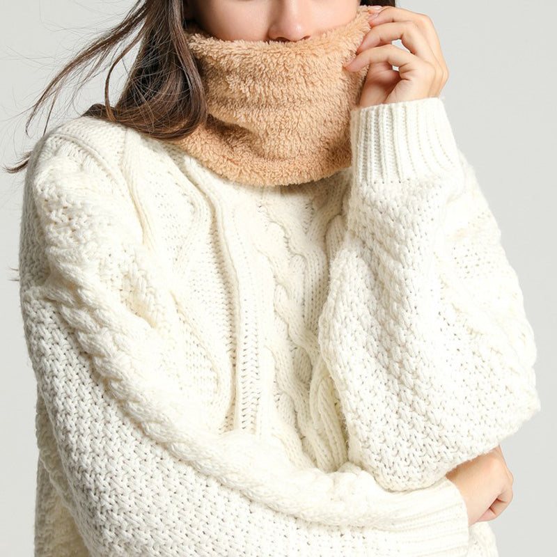 Einfarbiger Warmer Schal