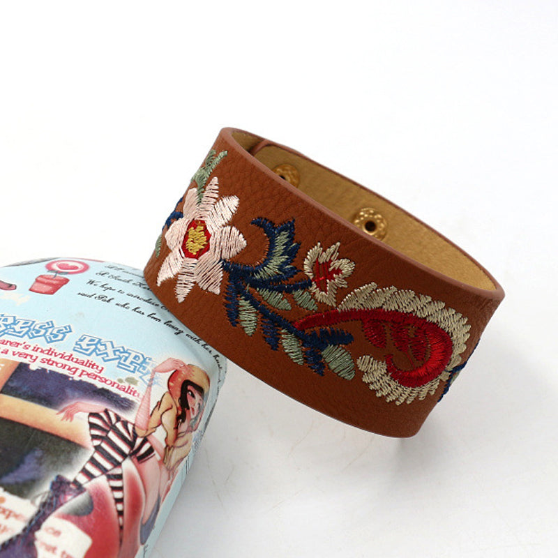 Vintage Böhmisches Blumenarmband
