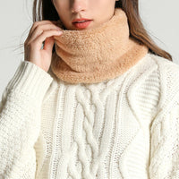 Einfarbiger Warmer Schal