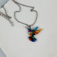 Vintage-Halskette Mit Buntem Vogel