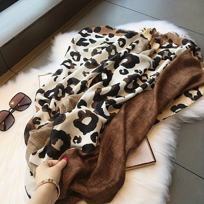 Lässiger Schal Mit Leopardenmuster