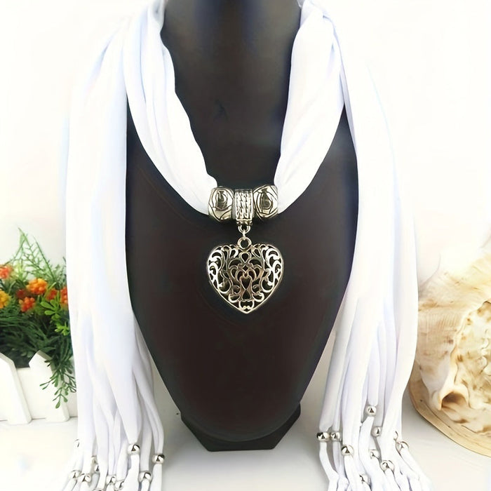 Vintage-Schal Mit Herzanhänger