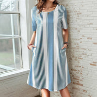 Lässiges Gestreiftes Kleid