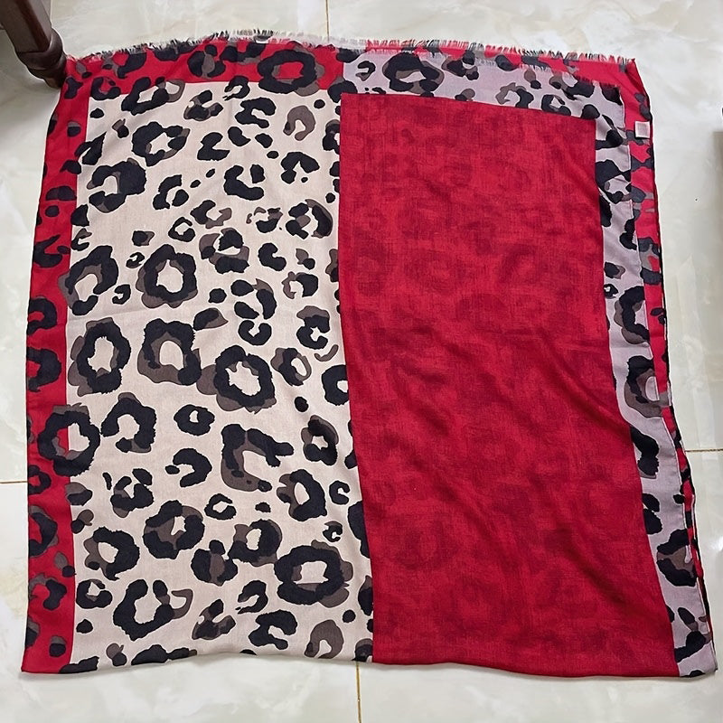 Lässiger Schal Mit Leopardenmuster