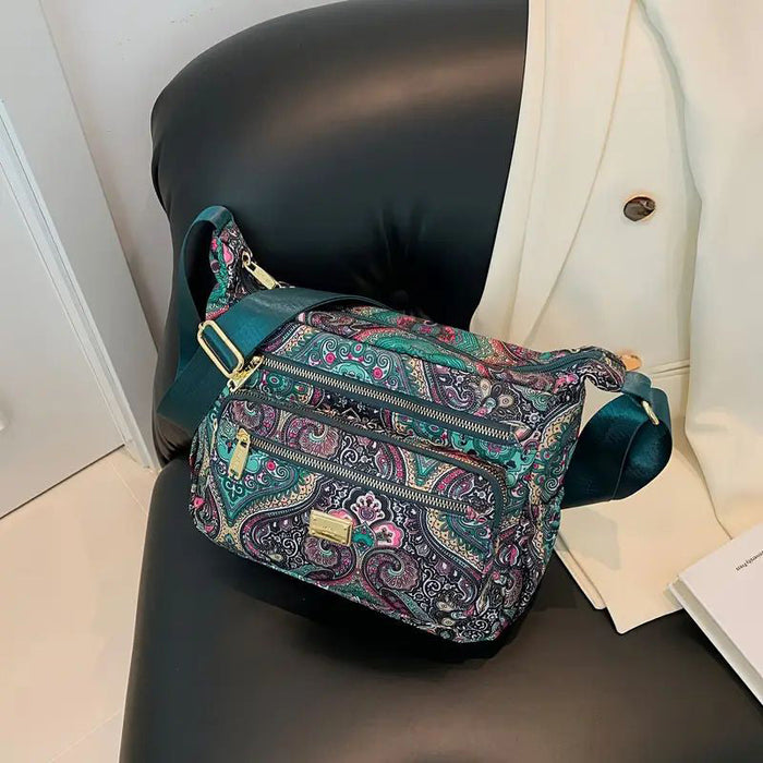 Vintage-Taschen Im Ethno-Stil