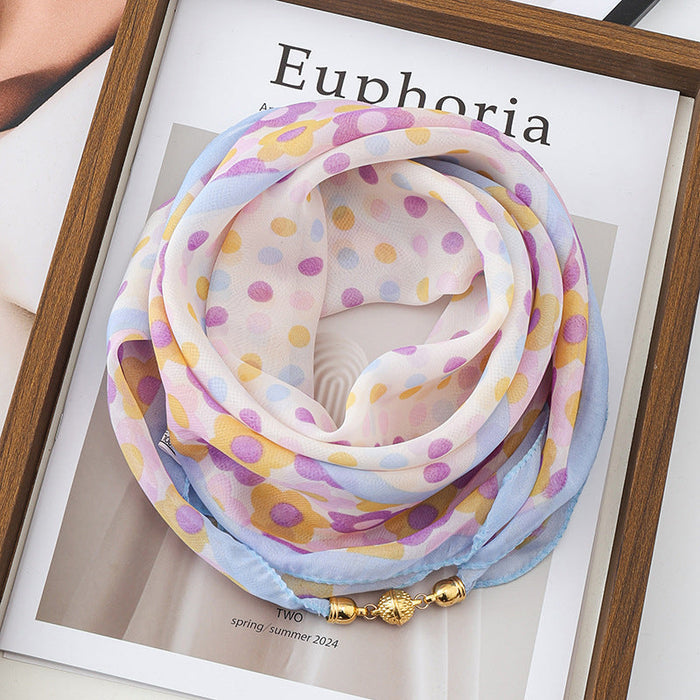 Lässiger Punktschal