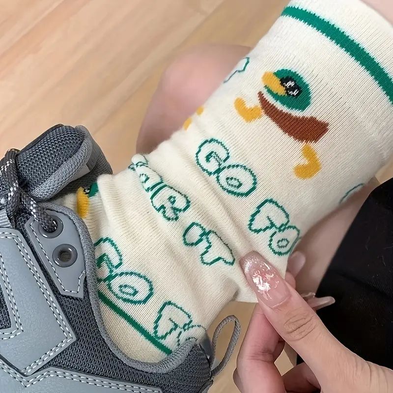 Lässige Cartoon-Socken