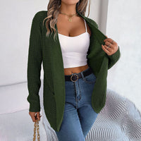 Lässige Strickjacke