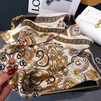 Vintage-Schal Im Ethno-Stil