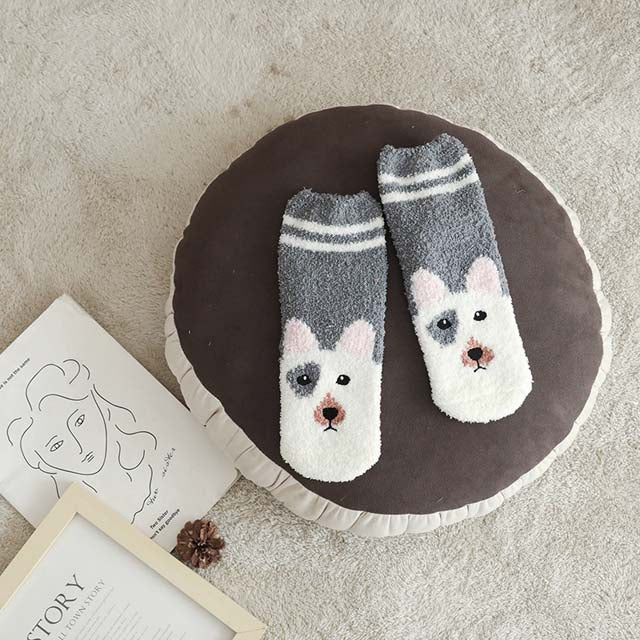 Cartoon-Hunde-Plüschsocken