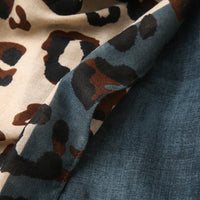 Lässiger Schal Mit Leopardenmuster