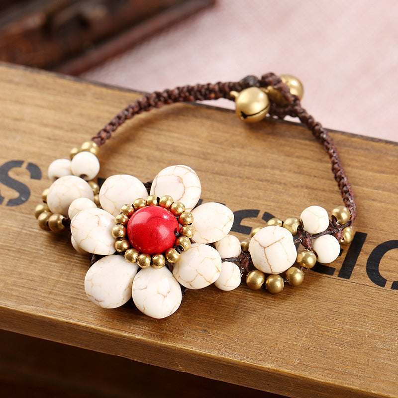 Handgewebtes Blumenarmband