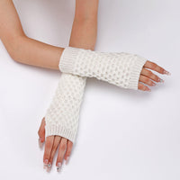 Einfarbige Strickhandschuhe