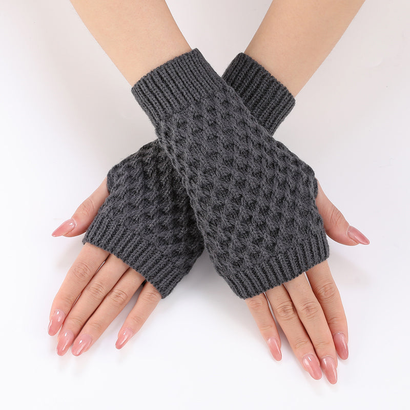 Einfarbige Strickhandschuhe