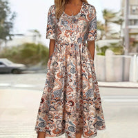Vintage-Kleid Im Ethnischen Stil