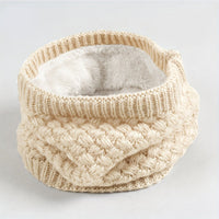 Einfarbiger Warmer Schal