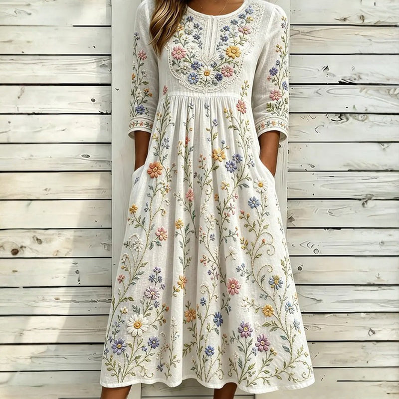 Lässiges Kleid Mit Blumenmuster