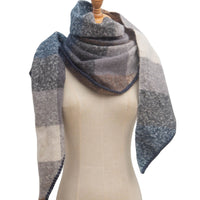 Warmer Karierter Schal