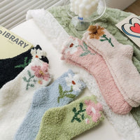 Warme Blumensocken