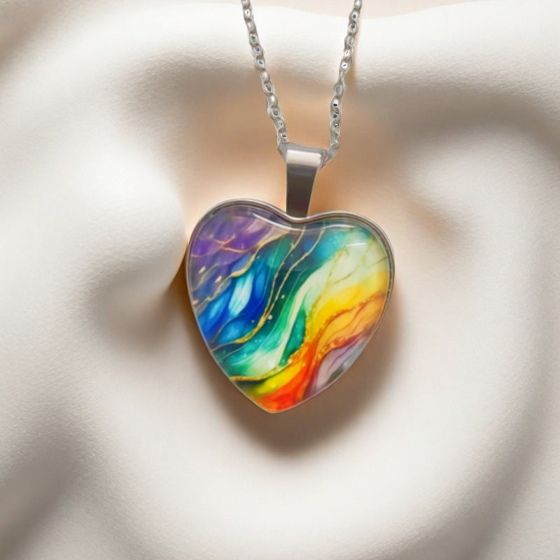 Bunte Halskette Mit Herzanhänger