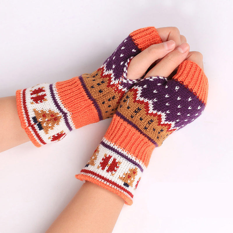 Gestrickte Weihnachtshandschuhe