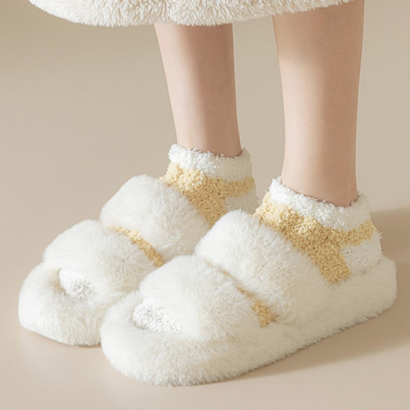 Warme Plüschsocken