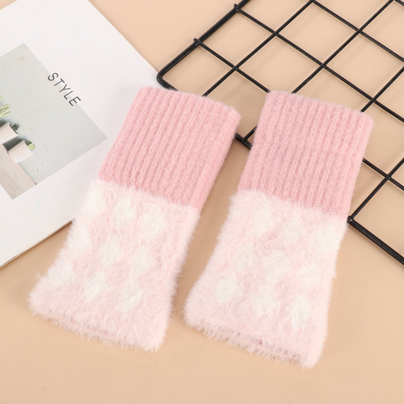 Warme Plüschhandschuhe