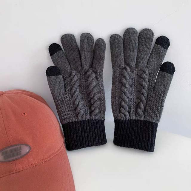 Warme Kabelstrick-Handschuhe