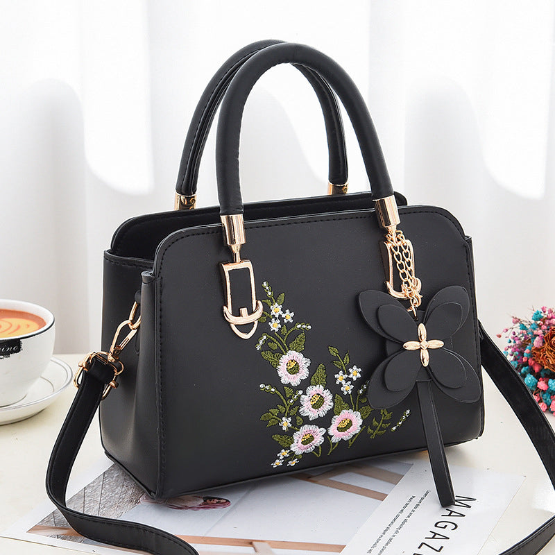 Vintage-Tasche Mit Blumenstickerei