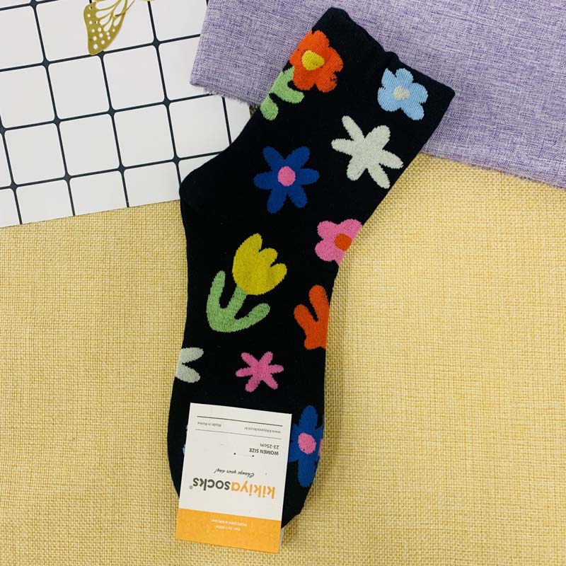 Lässige Blumensocken