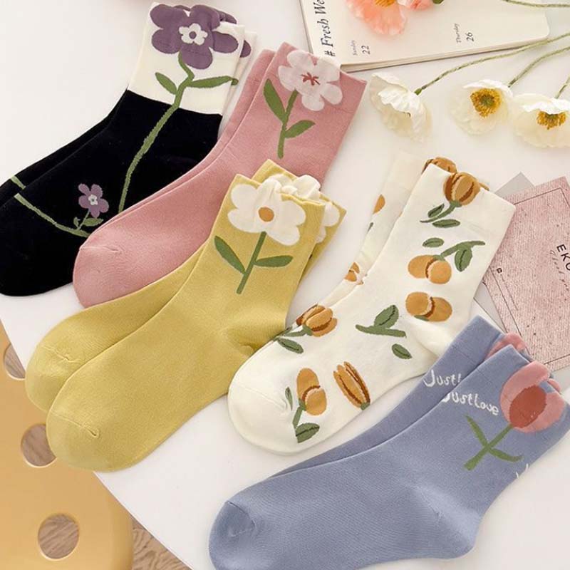 Lässige Blumensocken